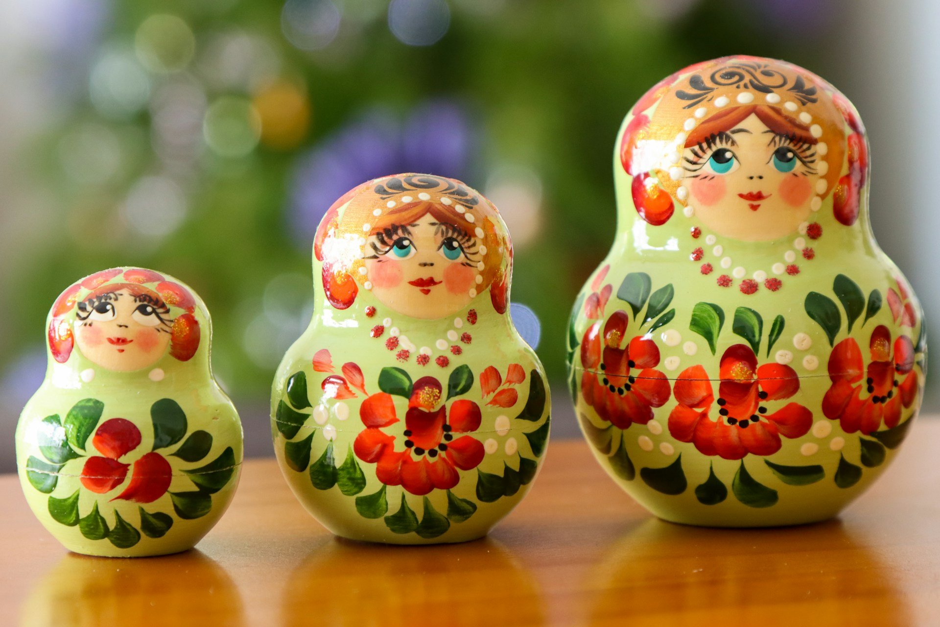 russian nesting dolls